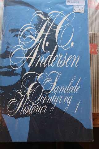 H. C. Andersen Samlede Eventyr og HistorierBind 1Bind 2 haves ogsåKan købes samlet eller enkeltvis Samlet pris for bind 1 og 2: 90,-