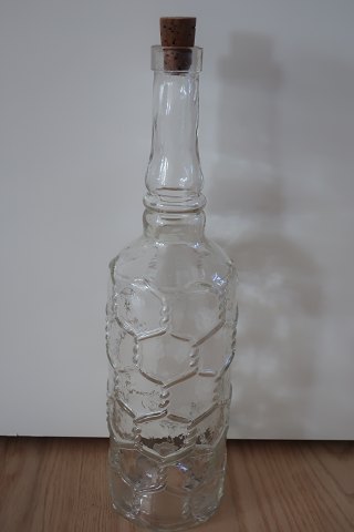 A beautiful antique carafe
H: about 32cm
From the beginning of the 1900-years
In a very good condition