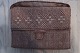 Vintage håndlavet håndtaske 
Foret med stof
Fra ca. 1985
Flot stand