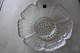 Smuk gammel Smuk gammel glasskål fra Holmegaard 
Glasværk / Royal Copenhagen
Navn: Bellis
Design Torben Jørgensen
Diam: 20cm
H: 5cm
Fra 1900-tallet